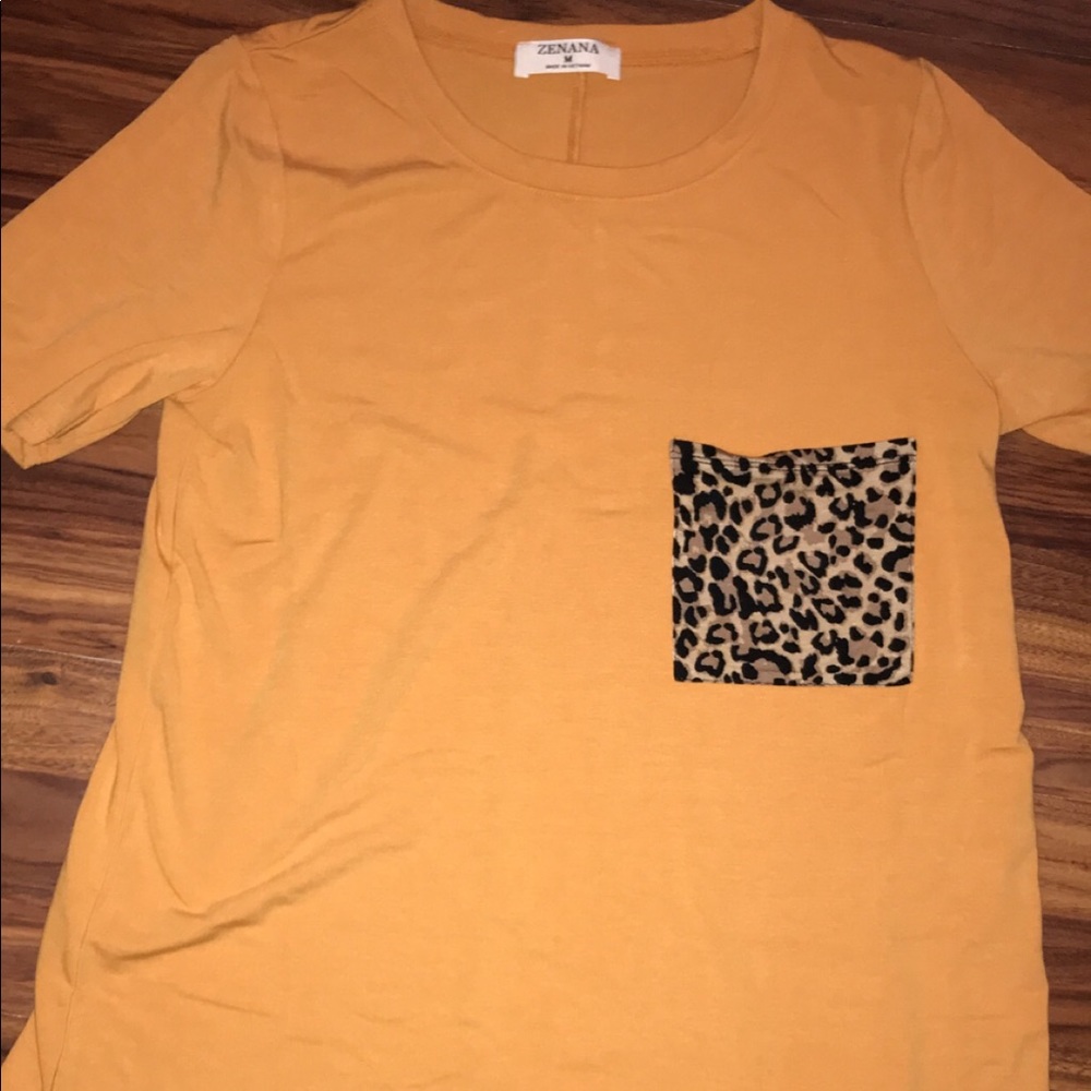 Zanena pocket tee
